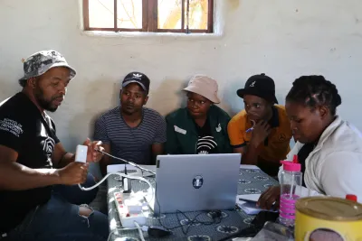 An activity during the South Africa School of Community Networks. Photo: Zenzeleni Networks NPC image linking to Community networks newsletter: More than digital inclusion